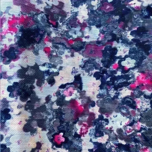 Talbots Pencil Skirt size 4 - Picture 8 of 9